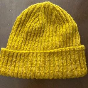 YELLOW KNIT BEANIE